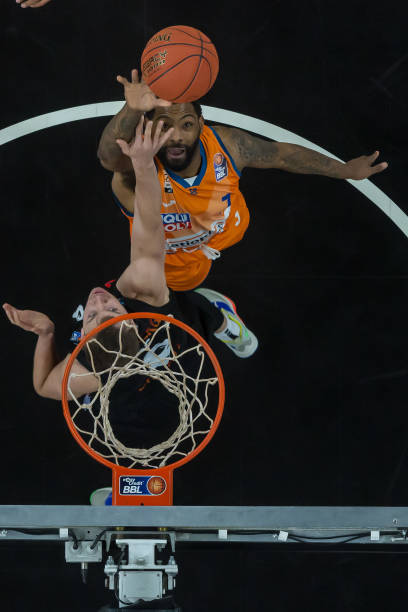 表现令无数 表现令无数