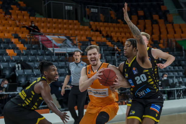 3分荣获最 3分荣获最